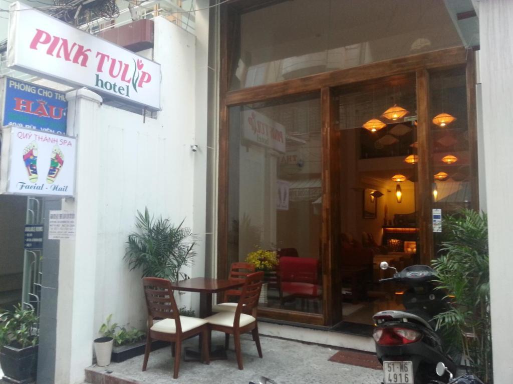 Pink Tulip Hotel Hô Chi Minh-Ville Extérieur photo