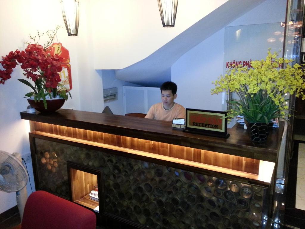 Pink Tulip Hotel Hô Chi Minh-Ville Extérieur photo